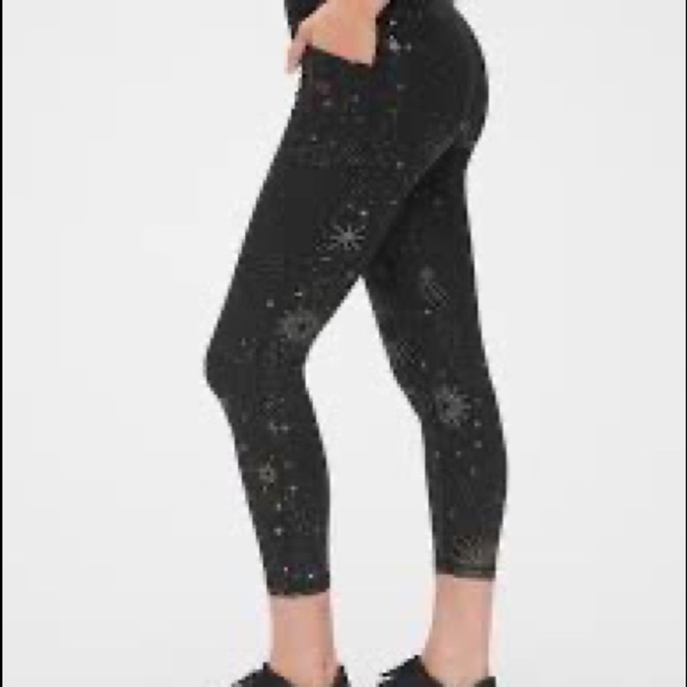 New GapFit Black leggings with silver celestial print size S